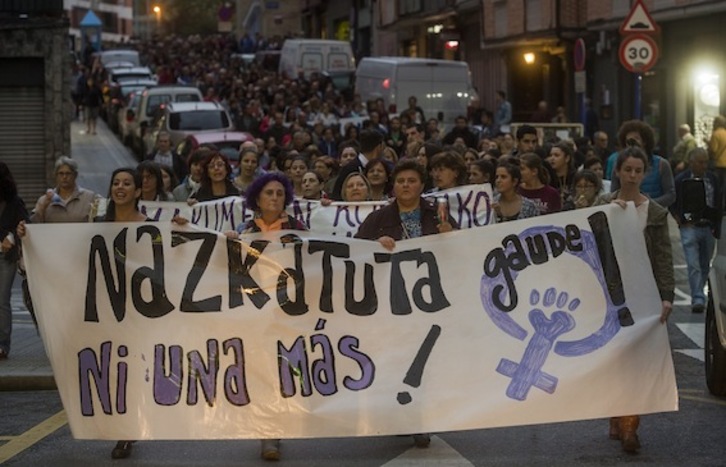 Movilización en las calles de Astrabudua. (Luis JAUREGIALTZO/ARGAZKI PRESS)