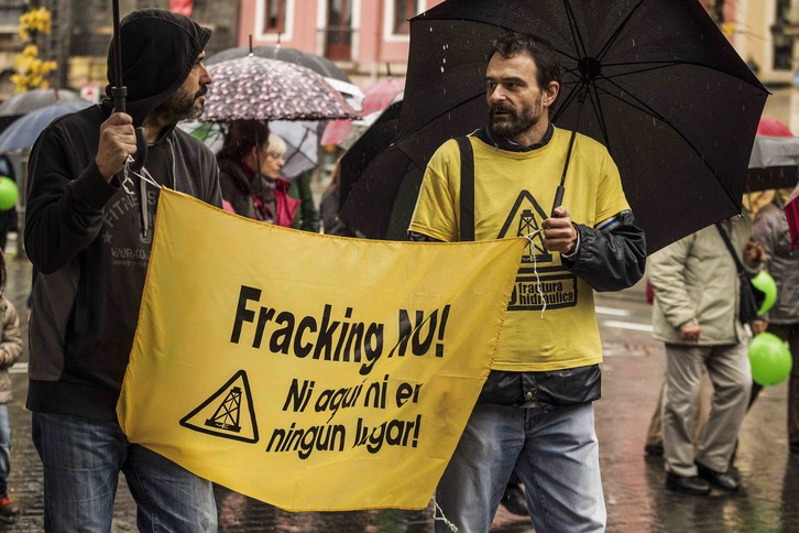 Movilización contra el fracking en Bilbo. (Aritz LOIOLA/ARGAZKI PRESS)