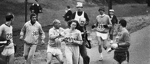 50 urte bete dira Kathrine Switzerek Bostongo maratoia korri egin zuenetik  
