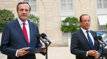 Hollande se ha reunido esta mañana con Samaras. (Bertrand LANGLOIS / AFP)