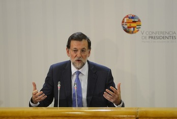 Mariano Rajoy ha comparecido ante la prensa tras la reunión con los presidentes autonómicos. (Pierre-Philippe MARCOU/AFP PHOTO)