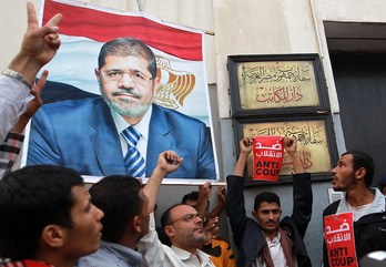 Simpatizantes de Morsi han vuelto a salir a las calles. (Mohammed HUMAIS / AFP)