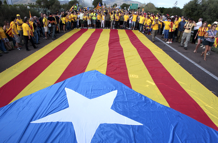 El éxito de la cadena humana de la Diada ha marcado el proceso catalán hacia la independencia. (José JORDAN / AFP)