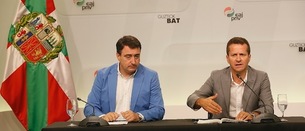 Jokin Bildarratz [PNV]: “El Gobierno vasco y el navarro pueden hacer una aportación importante al desarme”