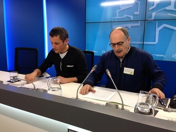 Dani Maeztu y Xabier Isasi, durante la comparecencia de prensa. (NAIZ)