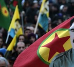 Abian da Abdullah Ocalan buruzagi kurduaren aldeko nazioarteko elkartasun martxa