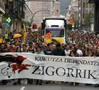 Iñaki Carro  “Con el juicio de hoy quieren dar un escarmiento al movimiento de solidaridad con Kukutza”