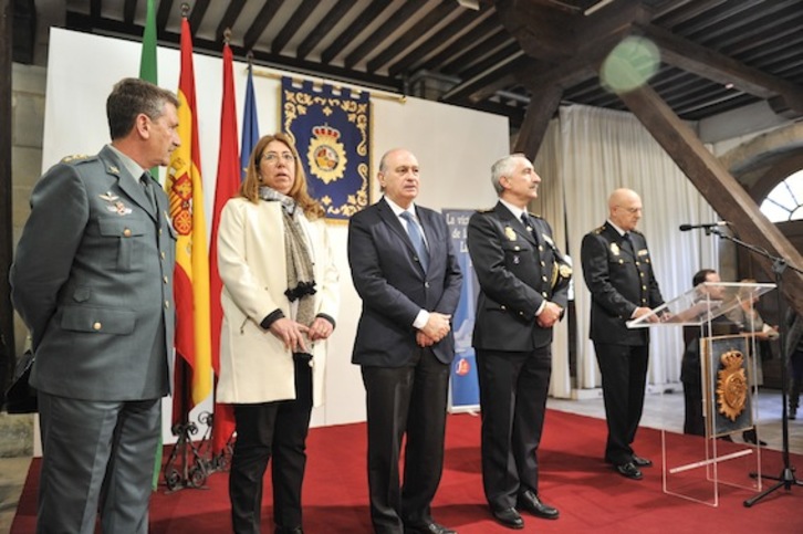 Inauguración de la exposición de la Policía española. (Idoia ZABALETA/ARGAZKI PRESS)