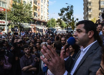 Selahattin Demirtas, líder del partido prokurdo HDP. (Ilyas AKENGIN/AFP)
