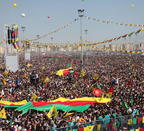 La solidaridad vasca presente en Amed en la celebración del Newroz, día del año nuevo kurdo