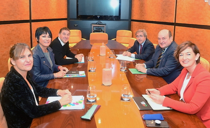 Delegaciones de PNV y EH Bildu, en Sabin Etxea. (FOKU)