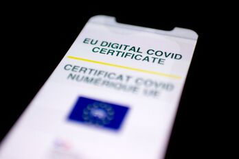 Hasta el momento se han expedido unos doscientos millones de certificados covid en la UE.       (Olivier MORIN I AFP)