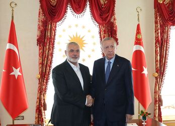 El presidente turco, Recep Tayyip Erdoganb, recibió al líder de Hamas Ismail Haniyeh el pasado 20 de abril.